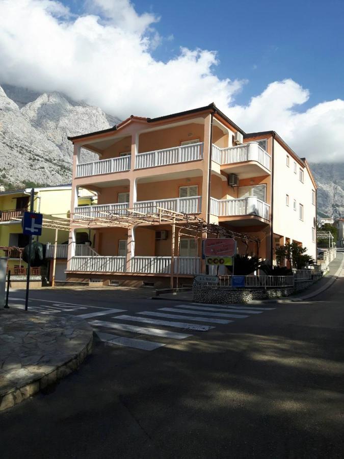 Hotel House Vida Goraleks Baška Voda Exterior foto
